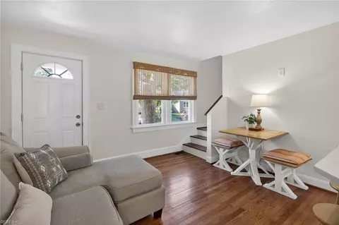 336 E Randall Ave, Norfolk, VA 23503 photo 5