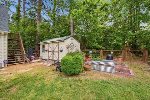 Exterior - 103 Ashley Rd, Chesapeake, VA 23322 photo 6 of 8