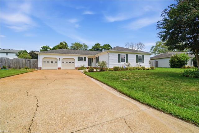 884 Daimler Dr, Virginia Beach, VA 23454