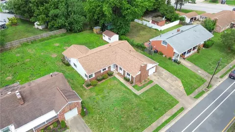 View/Area - 611 Charlton Dr, Hampton, VA 23666 photo 5 of 7