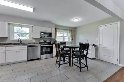 Kitchen - 3036 Bomar Dr, Chesapeake, VA 23321 photo 2 of 2