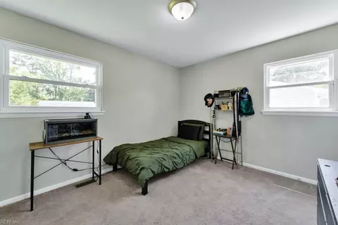 Bedroom - 3036 Bomar Dr, Chesapeake, VA 23321 photo 5 of 6