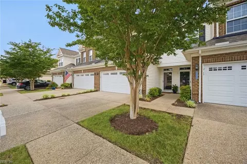 1219 Granton Ter, Chesapeake, VA 23322