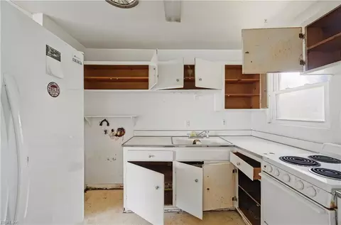 709 Houston Ave, Hampton, VA 23669 photo 7