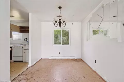 709 Houston Ave, Hampton, VA 23669 photo 8