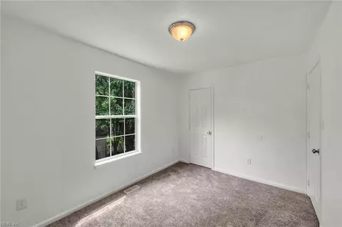Bedroom - 60 Tupelo Cir, Hampton, VA 23666 photo 12 of 12