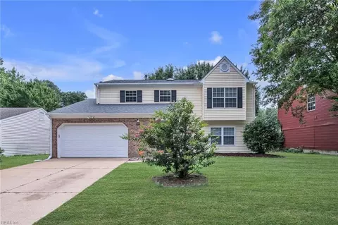 Exterior - 60 Tupelo Cir, Hampton, VA 23666 photo 2 of 5