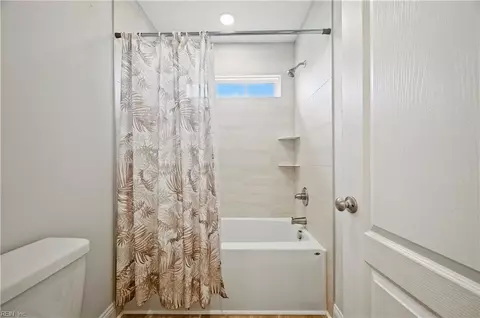 Bath - 187 Highgate Rd, Surry, VA 23883 photo 2 of 2