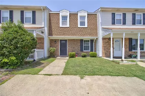 1513 Benton Ct, Virginia Beach, VA 23453