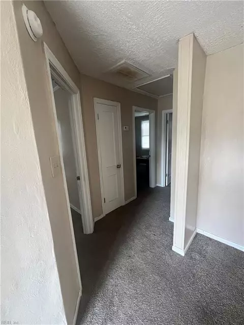 2814 Rosalee Dr, Hampton, VA 23661 photo 6