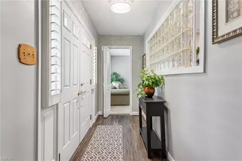 Entry Way - 3309 Mapleton Cres, Chesapeake, VA 23321 photo 1 of 4