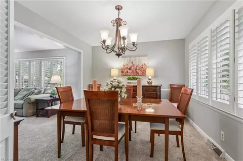 Dining - 3309 Mapleton Cres, Chesapeake, VA 23321 photo 2 of 4