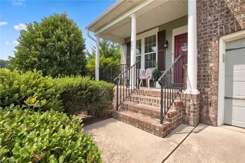 Exterior - 303 Cheeseman Rd, Williamsburg, VA 23185 photo 4 of 9