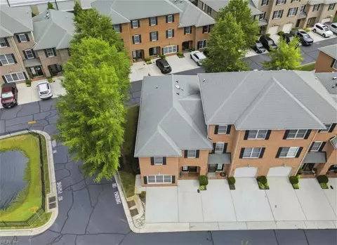 1036 Draketail Ln #4A, Virginia Beach, VA 23451