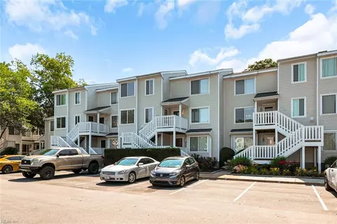 670 Seawatch Cv, Virginia Beach, VA 23451
