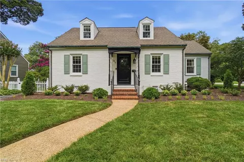 57 Lakeside Dr, Newport News, VA 23606