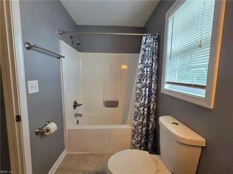 24 Moss Ave, Hampton, VA 23669 photo 31