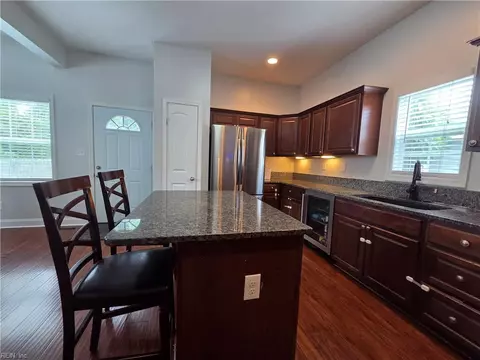 24 Moss Ave, Hampton, VA 23669 photo 6