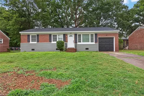 23 Colony Rd, Newport News, VA 23602