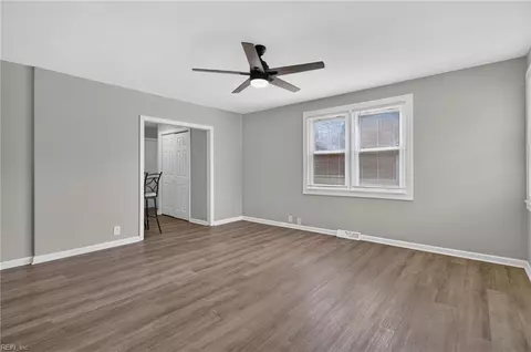 Living - 435 Rogers Ave, Hampton, VA 23664 photo 1 of 3
