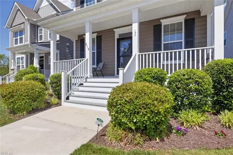 Exterior - 513 Simpson Ln, Chesapeake, VA 23323 photo 3 of 9