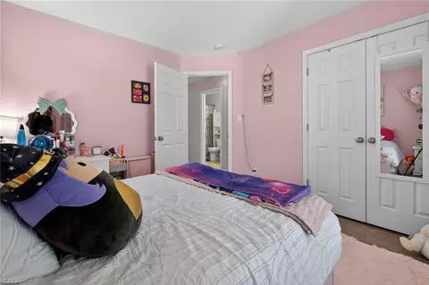 Bedroom - 513 Simpson Ln, Chesapeake, VA 23323 photo 10 of 10