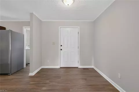 Entry Way - 129 Cynthia Dr, Hampton, VA 23666 photo 1 of 2