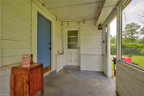 Exterior - 129 Cynthia Dr, Hampton, VA 23666 photo 4 of 11