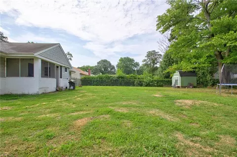 Exterior - 129 Cynthia Dr, Hampton, VA 23666 photo 8 of 11