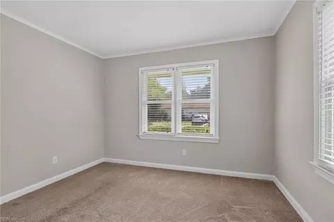Bedroom - 129 Cynthia Dr, Hampton, VA 23666 photo 5 of 7
