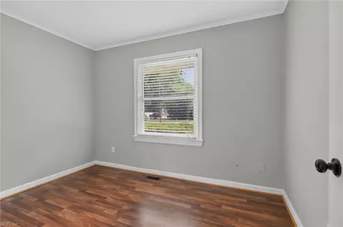 Bedroom - 129 Cynthia Dr, Hampton, VA 23666 photo 6 of 7