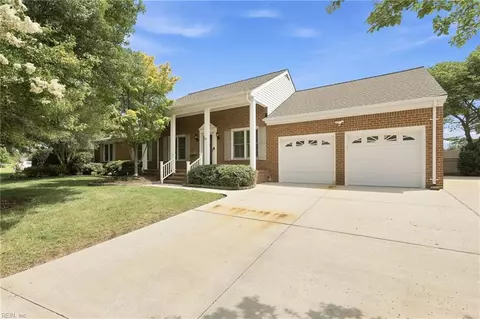 228 Convention Dr, Virginia Beach, VA 23462