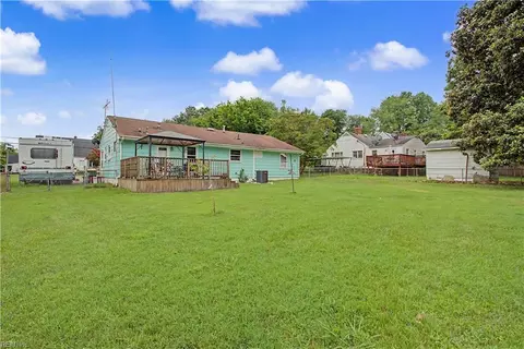 3317 Granby St, Hopewell, VA 23860