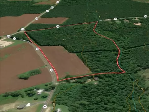 47 Ac Colonial Trl W, Surry County, VA 23881 photo 3