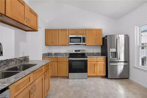 1323 Destination Ln, Virginia Beach, VA 23454