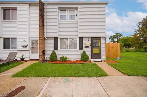 3424 Crimson Holly Ct, Virginia Beach, VA 23453