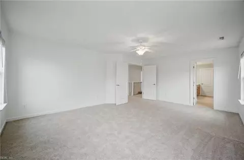 Entry Way - 145 Sinclair Ln, Chesapeake, VA 23322 photo 4 of 7