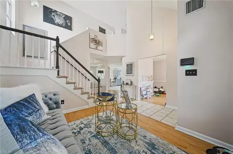 9 Centre Port Cir, Portsmouth, VA 23703