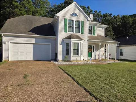 942 Lowry Pl, Newport News, VA 23608