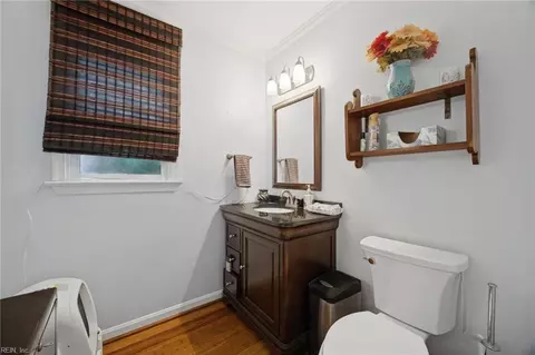 Bath - 111 Dunn Cir, Hampton, VA 23666 photo 1 of 3