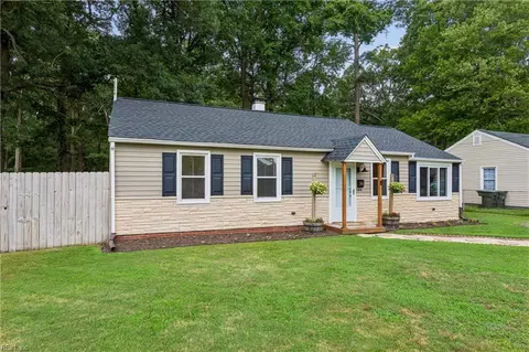 Exterior - 140 Glenwood Rd, Hampton, VA 23669 photo 4 of 13
