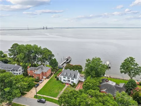 211 Hilton Ter, Newport News, VA 23601