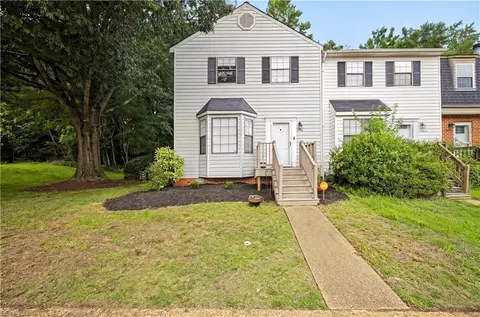 1758 Skiffes Creek Cir, Williamsburg, VA 23185