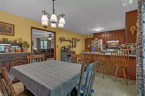 Dining - 7015 Seawell Ave, Gloucester, VA 23061 photo 2 of 3