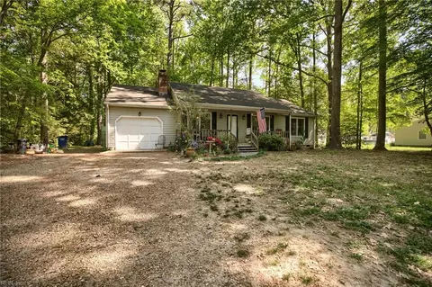 Exterior - 7015 Seawell Ave, Gloucester, VA 23061 photo 1 of 8