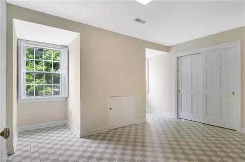 Bedroom - 60 N Willard Ave, Hampton, VA 23663 photo 4 of 4