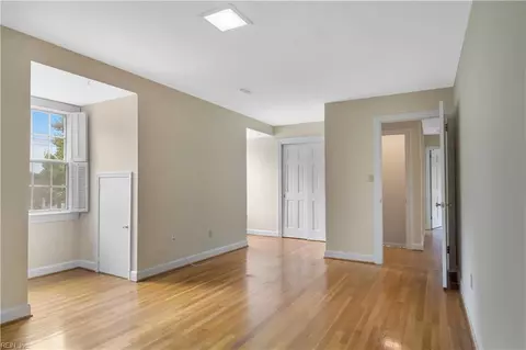 Bedroom - 60 N Willard Ave, Hampton, VA 23663 photo 2 of 4