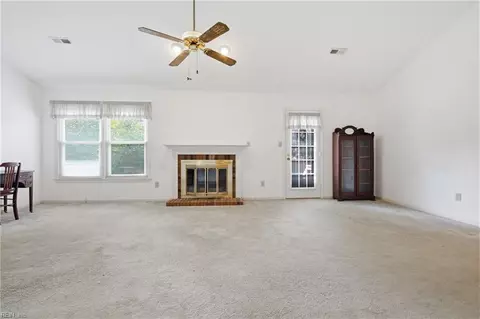 3 Perth Pl, Hampton, VA 23669 photo 4