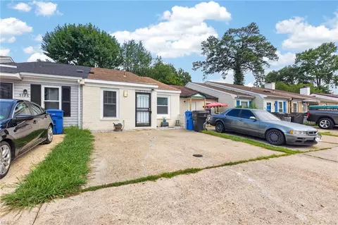 5124 Condor St, Virginia Beach, VA 23462