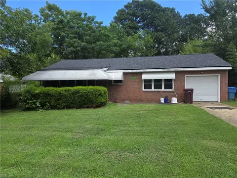 1230 Myrtle Ave, Chesapeake, VA 23325
